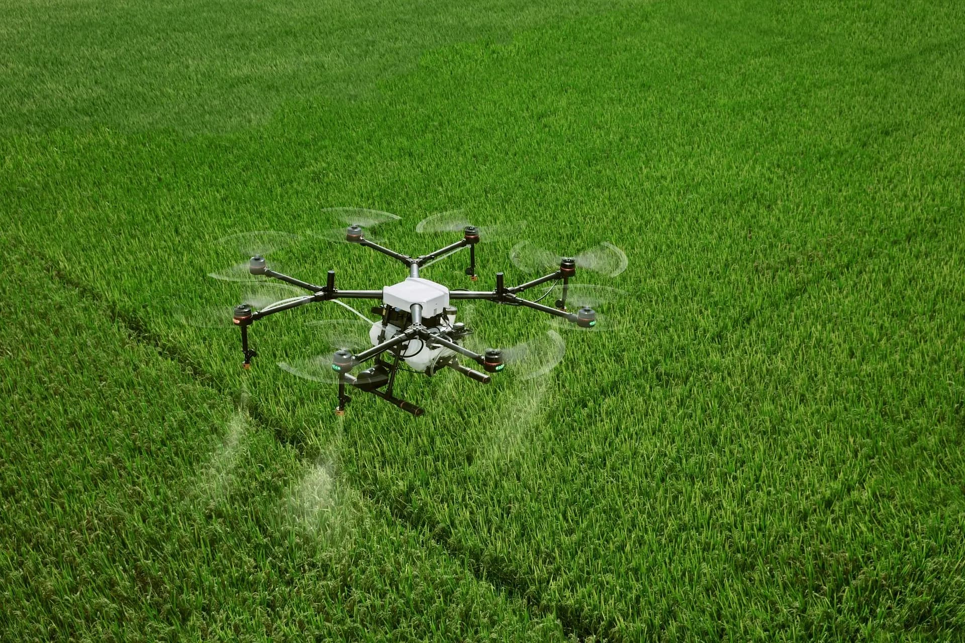 drohnen in der landwirtschaft sprühmittel