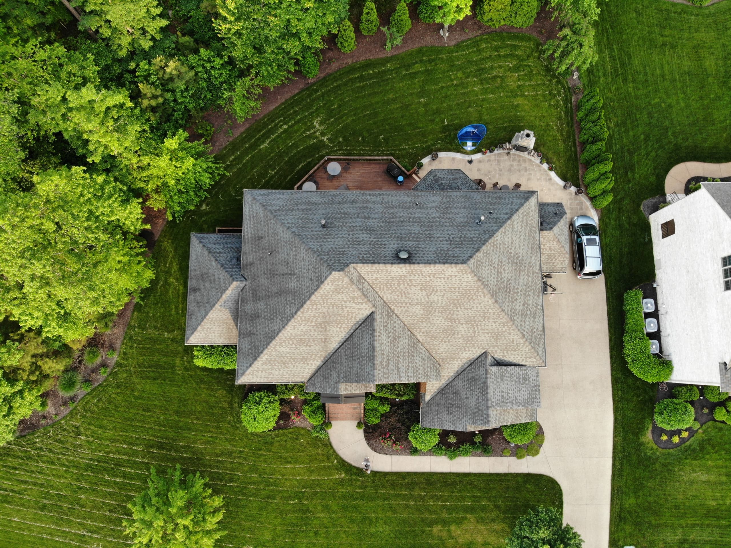 Single-family house with pool from above