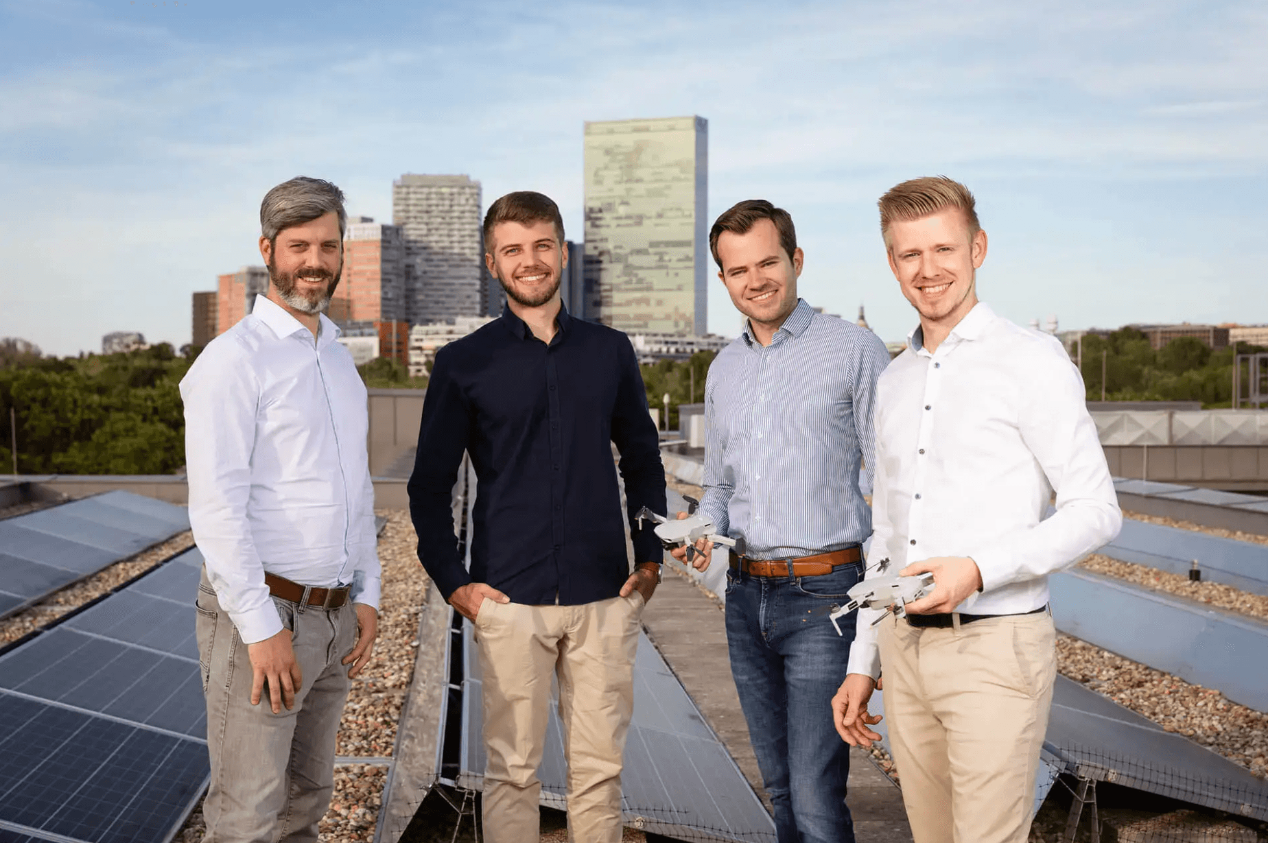 The skyzr team