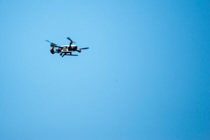 wie schnell fliegt eine drohne